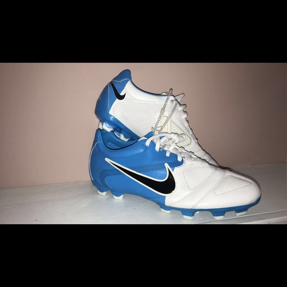 Men’s sportswear - Picture 1 of 2